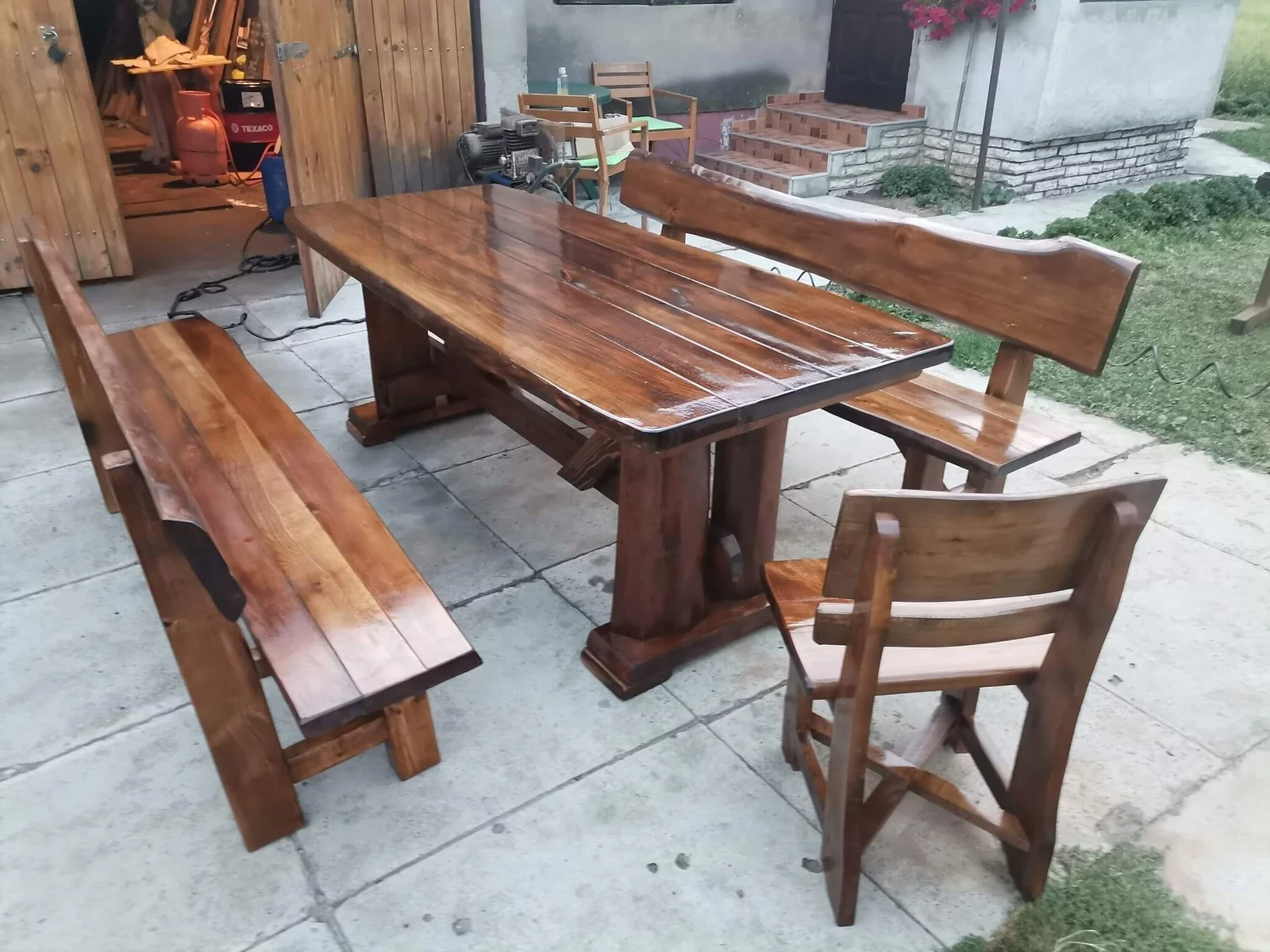 bastenske garniture klupe i stolovi